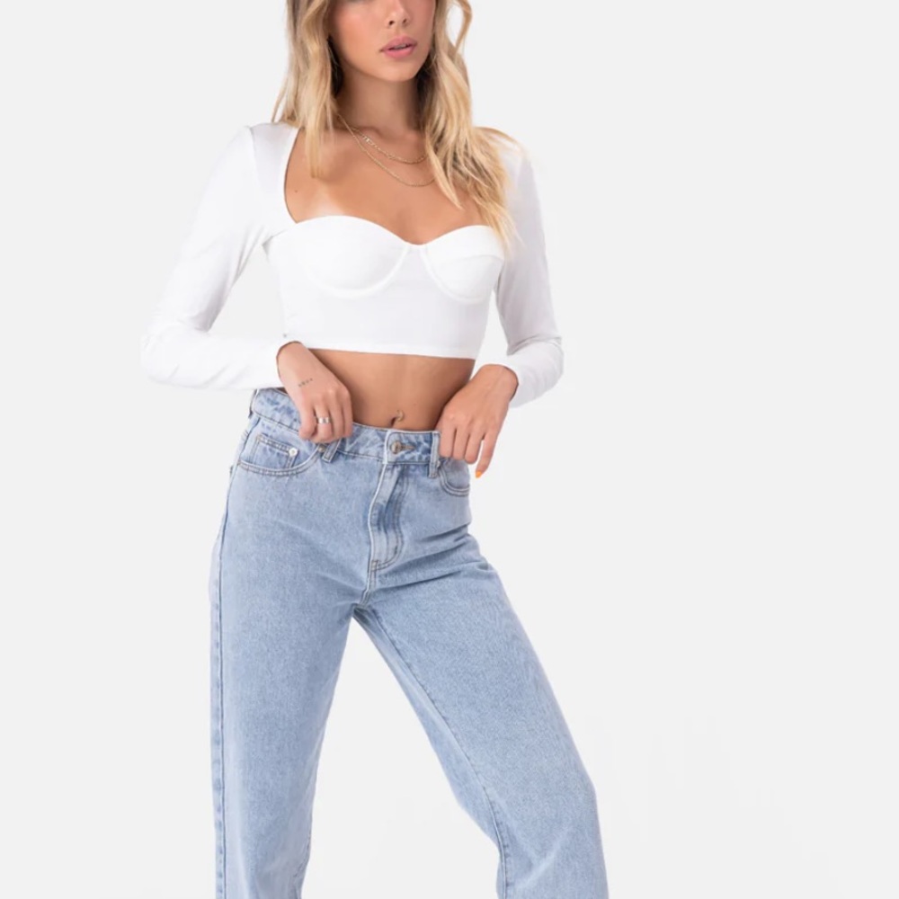 Adika, Alton Cupped Cropped Top size Medium!